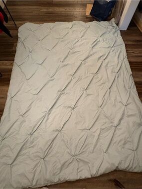 Pottery Barn Teen Pinch-Pleat Comforter - Sage Green